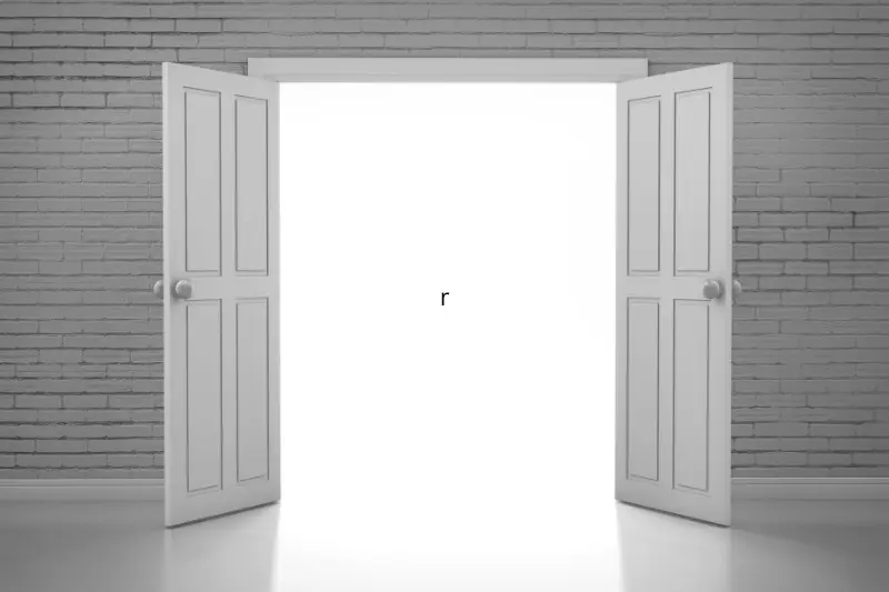 do Christians still enter God's presence showing a door